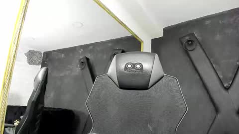 Snapshot of rosalinegrey chatting on October 2025 04:46:01 AM Rosaline Grey online show from October 2025 04:46:01 AM