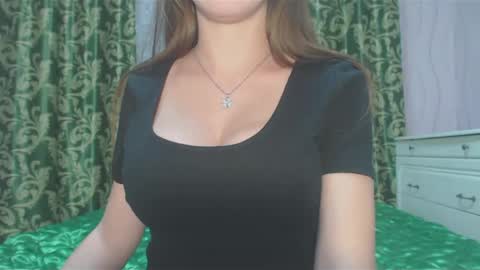 Snapshot of rosalniils chatting on February 2025 05:37:01 PM RosalNiils online show from February 2025 05:37:01 PM