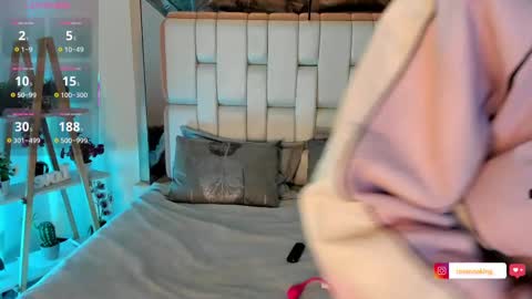 Snapshot of rosannaking chatting on September 2025 08:12:02 PM Aleja online show from September 2025 08:12:02 PM