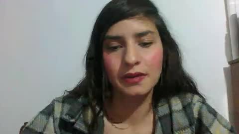 Snapshot of rosasvioletas chatting on September 2025 12:02:02 AM rosasvioletas online show from September 2025 12:02:02 AM