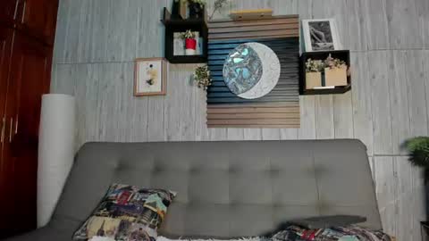 Snapshot of rose_077 chatting on June 2026 02:32:01 PM Rose online show from June 2026 02:32:01 PM