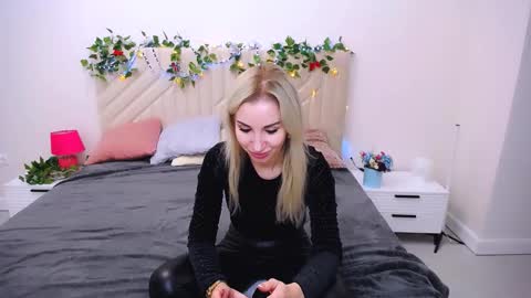 rose  shine online show from October 2025 11:22:01 AM