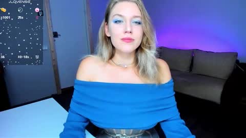 Snapshot of rose_brooks chatting on October 2025 08:18:01 PM Rose but u can call me princess online show from October 2025 08:18:01 PM