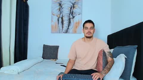 Snapshot of rose_dom chatting on January 2025 01:35:01 AM Rose And Dom online show from January 2025 01:35:01 AM