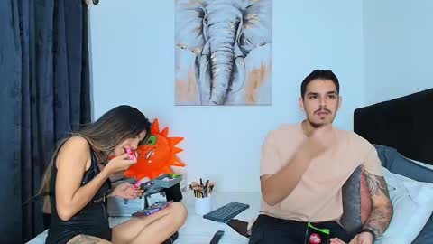 Snapshot of rose_dom chatting on January 2025 01:18:02 AM Rose And Dom online show from January 2025 01:18:02 AM