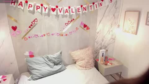 Rose 3 online show from February 2026 08:01:02 PM