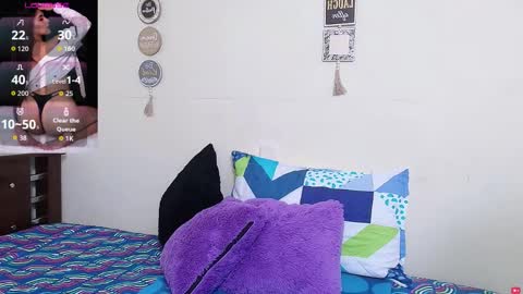 rose_towers4 online show from November 2025 08:41:01 PM