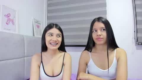 Rose y Miah online show from November 2025 05:06:01 AM