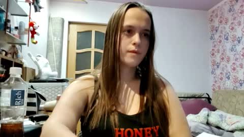 Sophie online show from February 2026 09:48:01 AM