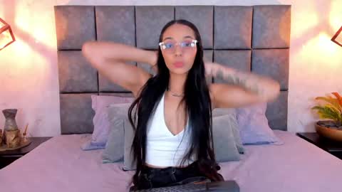 roseaurora online show from May 2026 12:54:02 PM