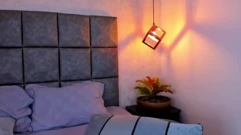 roseaurora online show from May 2026 04:04:02 PM