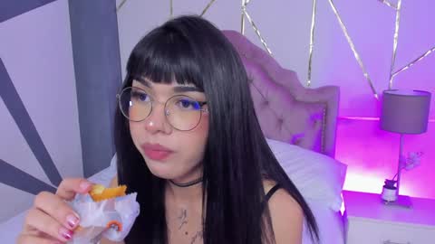 Rose online show from February 2025 05:18:01 PM