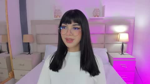 Rose online show from February 2025 01:02:01 PM