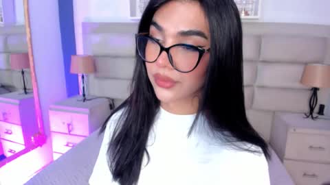 Rose online show from September 2025 01:03:01 PM