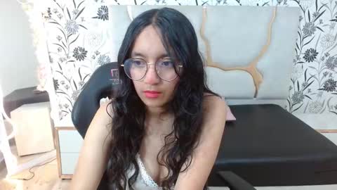 rosee_tay1 online show from February 2026 03:27:02 AM
