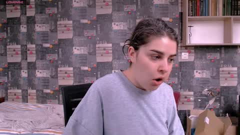 Rose online show from September 2025 09:42:02 AM