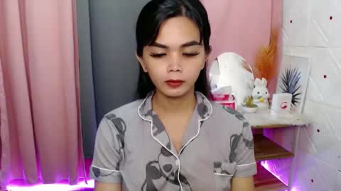 Snapshot of rosella_xx chatting on March 2026 09:52:02 PM TONETH online show from March 2026 09:52:02 PM