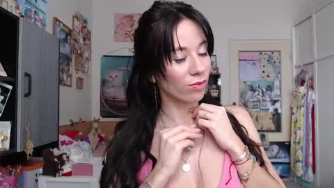 Snapshot of roselynsun chatting on February 2026 11:50:02 AM Rose online show from February 2026 11:50:02 AM