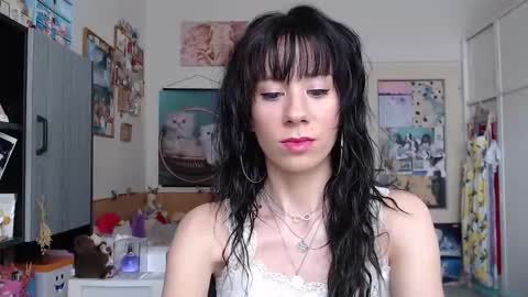 Snapshot of roselynsun chatting on March 2026 01:01:01 PM Rose online show from March 2026 01:01:01 PM
