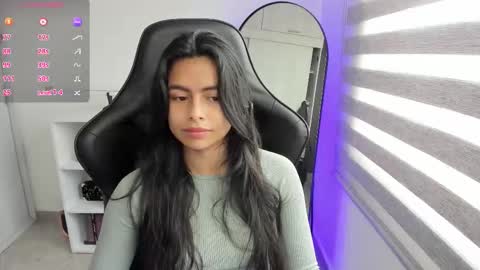 Snapshot of roseparis chatting on October 2025 02:51:02 PM Nat online show from October 2025 02:51:02 PM