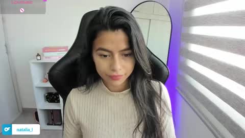 Snapshot of roseparis chatting on November 2025 02:37:02 PM Nat online show from November 2025 02:37:02 PM