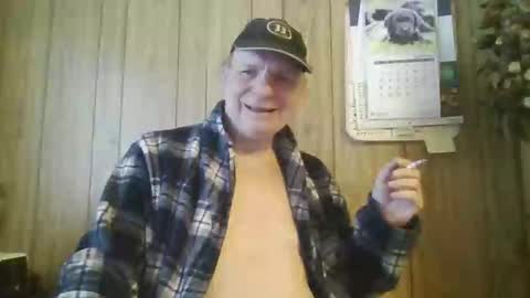 roses2u1958 online show from April 2026 01:33:02 PM