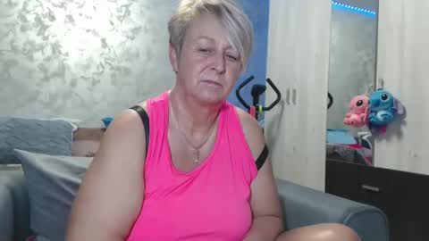 Lovepinklilly online show from March 2026 06:23:02 PM