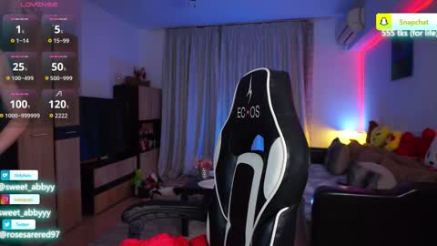 Snapshot of rosesarered97 chatting on October 2025 07:34:01 PM Abbygail online show from October 2025 07:34:01 PM