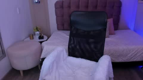 Rose Taylor online show from June 2026 12:58:02 PM