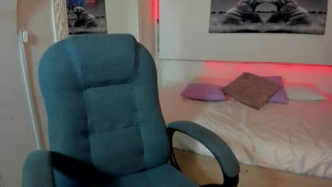 Snapshot of rosi_cooper chatting on February 2026 11:09:01 AM rosi_cooper online show from February 2026 11:09:01 AM