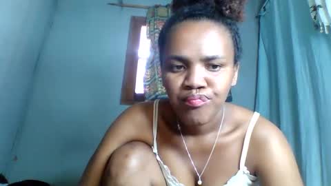 rosia22 online show from September 2025 06:39:01 AM