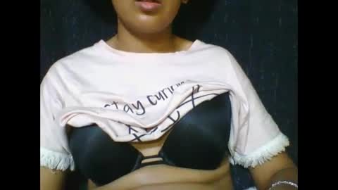 rosia685234 online show from December 2025 05:31:01 PM