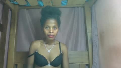 rosia online show from February 2025 09:57:01 PM