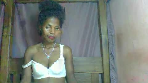 rosia online show from February 2025 09:47:02 PM