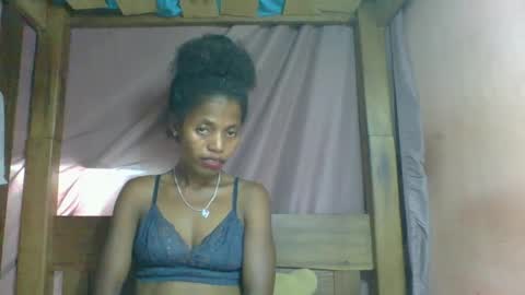 rosia online show from March 2025 07:34:01 PM