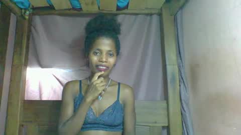 rosia online show from March 2025 09:05:02 PM