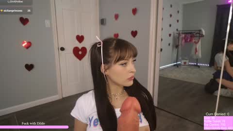 Snapshot of rosiebones chatting on February 2025 07:53:02 PM Rosie Bones online show from February 2025 07:53:02 PM