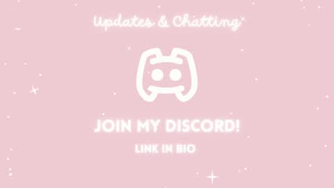 Snapshot of rosiebones chatting on October 2025 10:20:02 PM Rosie Bones online show from October 2025 10:20:02 PM