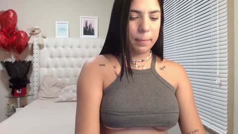 rosiehw online show from December 2024 02:41:01 AM