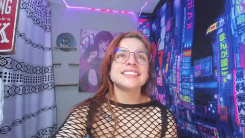 Snapshot of rosse_25 chatting on January 2025 11:51:01 AM Would you like to help me with supplementation and sports suits so I can compete in powerlifting online show from January 2025 11:51:01 AM