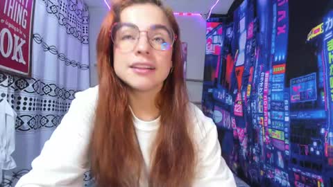 Snapshot of rosse_25 chatting on January 2025 03:17:02 PM Would you like to help me with supplementation and sports suits so I can compete in powerlifting online show from January 2025 03:17:02 PM