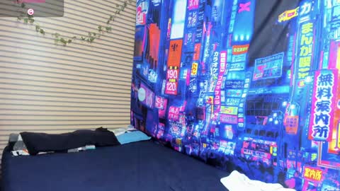 Snapshot of rosse_25 chatting on February 2025 04:58:02 PM Would you like to help me with supplementation and sports suits so I can compete in powerlifting online show from February 2025 04:58:02 PM