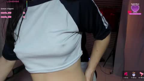 Snapshot of rosse_25 chatting on November 2025 09:32:01 AM Would you like to help me with supplementation and sports suits so I can compete in powerlifting online show from November 2025 09:32:01 AM