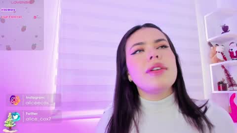   online show from December 2024 07:08:02 PM