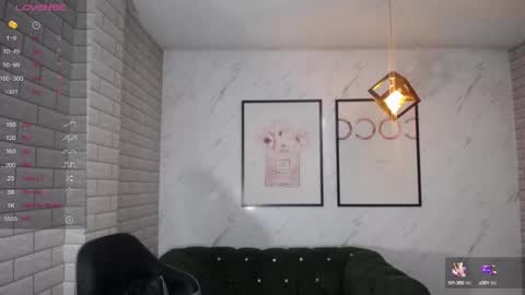 Snapshot of rosse_jeane_v chatting on February 2025 01:00:02 PM rosse jeane v online show from February 2025 01:00:02 PM