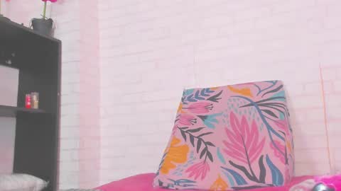 Snapshot of rosse_thompson11 chatting on January 2025 10:13:02 PM rosse_thompson11 online show from January 2025 10:13:02 PM