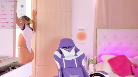 Rosse Daw Independent model  online show from December 2024 03:08:01 PM