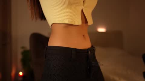 Snapshot of rosseyquiin chatting on February 2026 04:07:01 AM Rossey online show from February 2026 04:07:01 AM