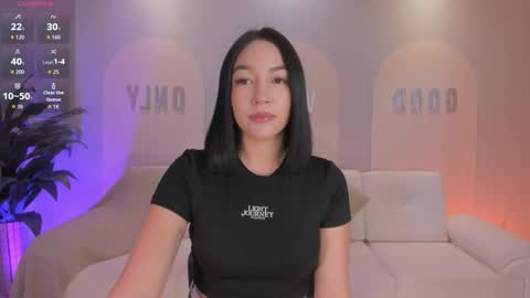 Snapshot of rossierhoades chatting on September 2025 07:05:01 PM Rossie Rhoades online show from September 2025 07:05:01 PM