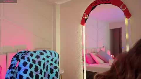 rossiie_hunt_ online show from June 2026 04:30:02 PM